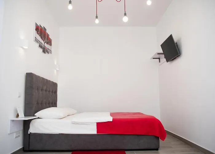 Deluxe Apartment In Old City Center
